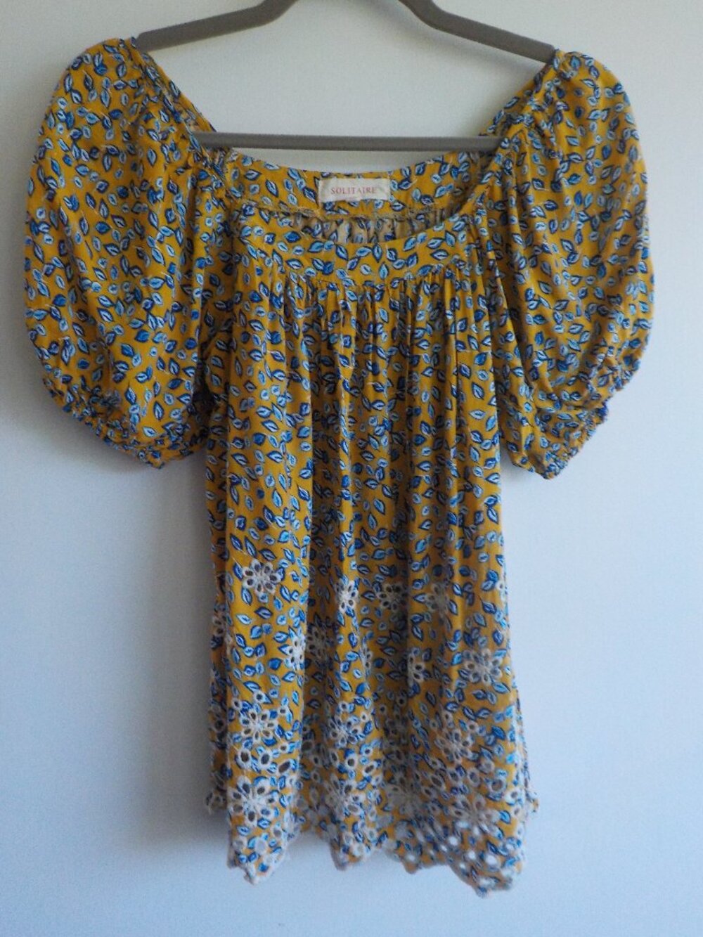 Solitaire Blouse - Small - Boho Puff Sleeve Eyelet Orange Blue Leaf (2x24)